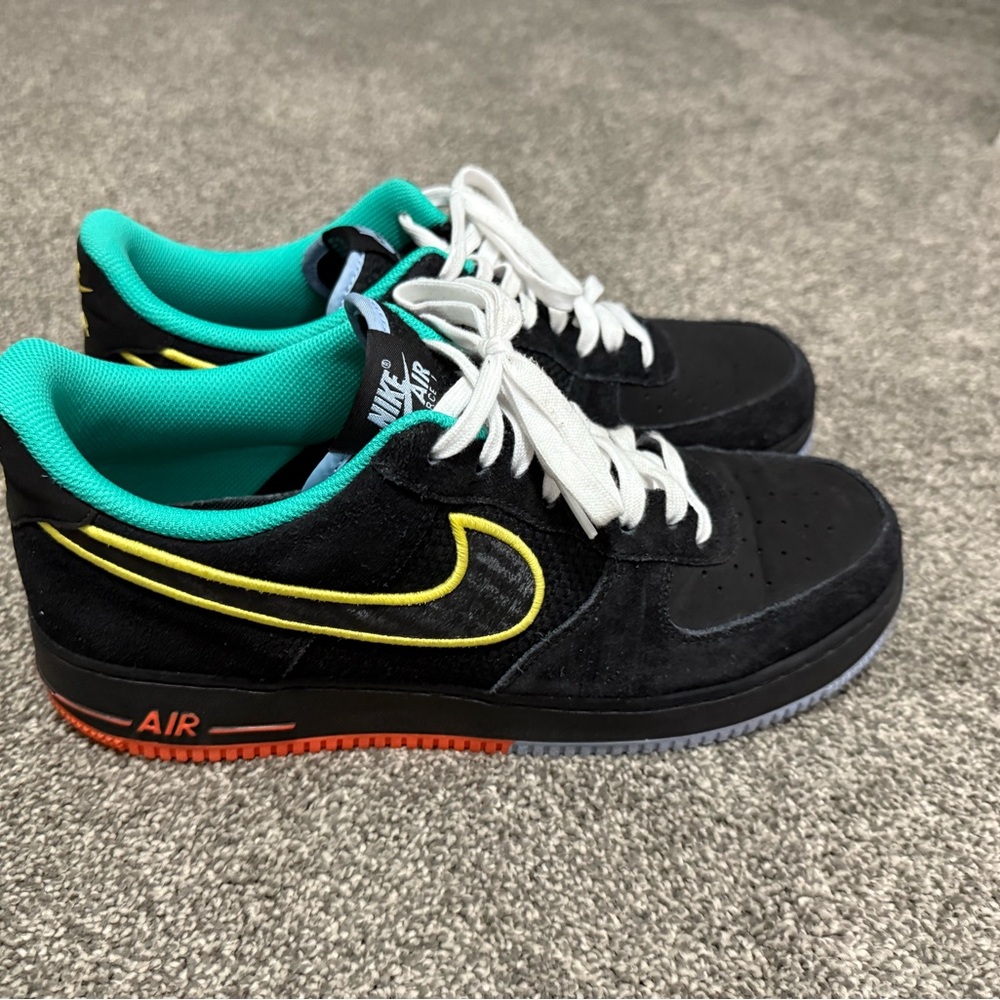 Nike Air Force 1 ’07 LV8